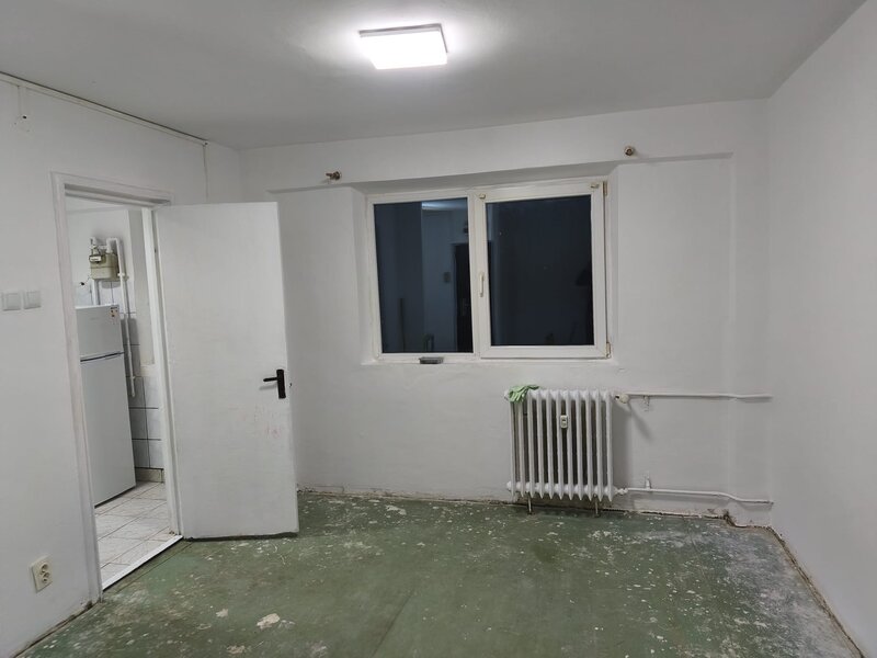 Teiul Doamnei, Parcul Tei, Facultatea Constructii, garsoniera stradal 23 m.